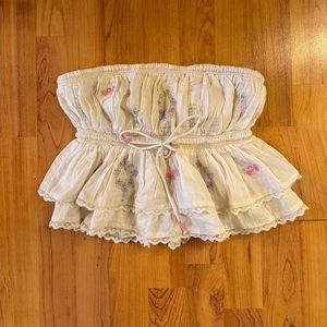 ♡ Free People Embroidered Top ♡